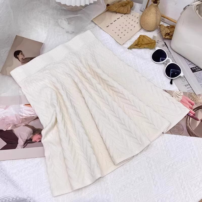 Damen Plissierter Strickrock mit Zopfmuster Echo Archiv