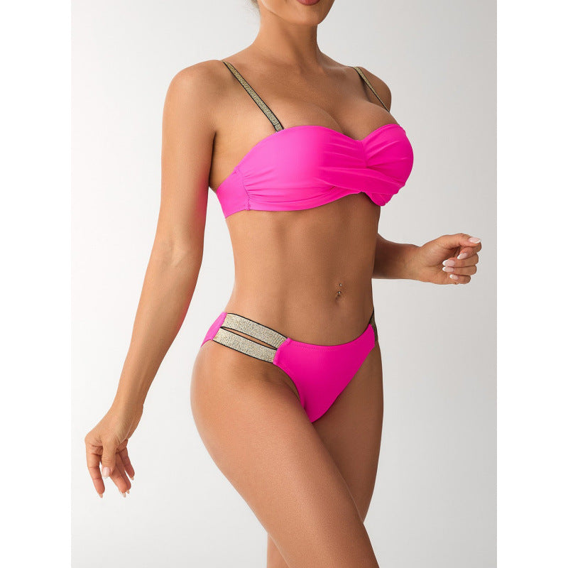 Damen Bandeau Bikini mit elegantem Wickeldetail und sportlichen Akzenten Echo Archiv