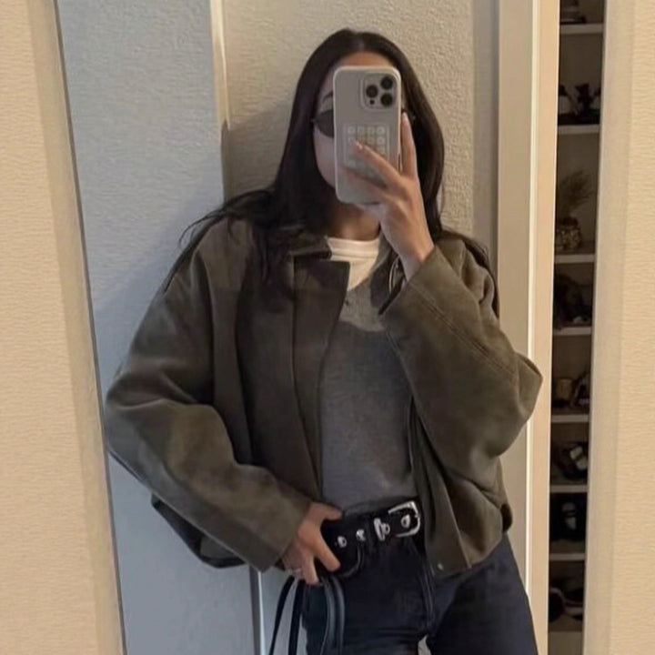 Damen nan weite Kurzjacke mit Ballonbund, verdecktem Verschluss und Schulterklappen Echo Archiv