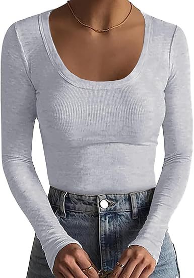 Damen Schmal geschnittenes Langarm-Feinstricktop mit weitem U-Ausschnitt Echo Archiv