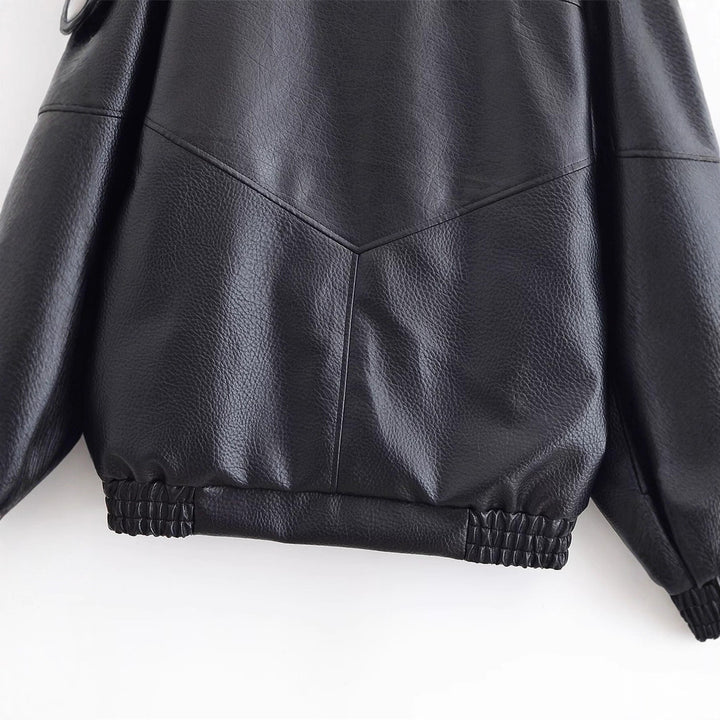 Damen Lederjacke mit hohem Stehkragen und asymmetrischer Druckknopfleiste Echo Archiv