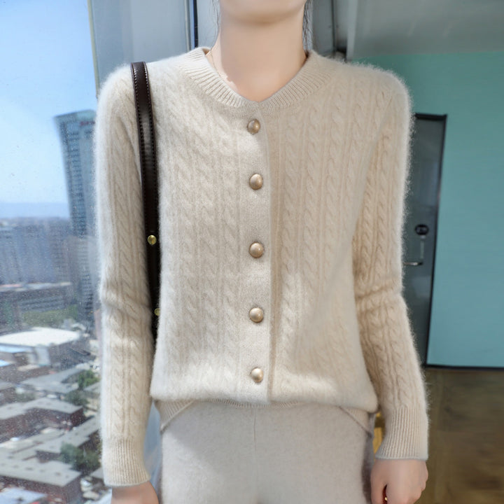 Damen Leichter Zopfstrick-Cardigan in Mohair‑Optik mit dekorativen Perlmuttknöpfen Echoarchiv