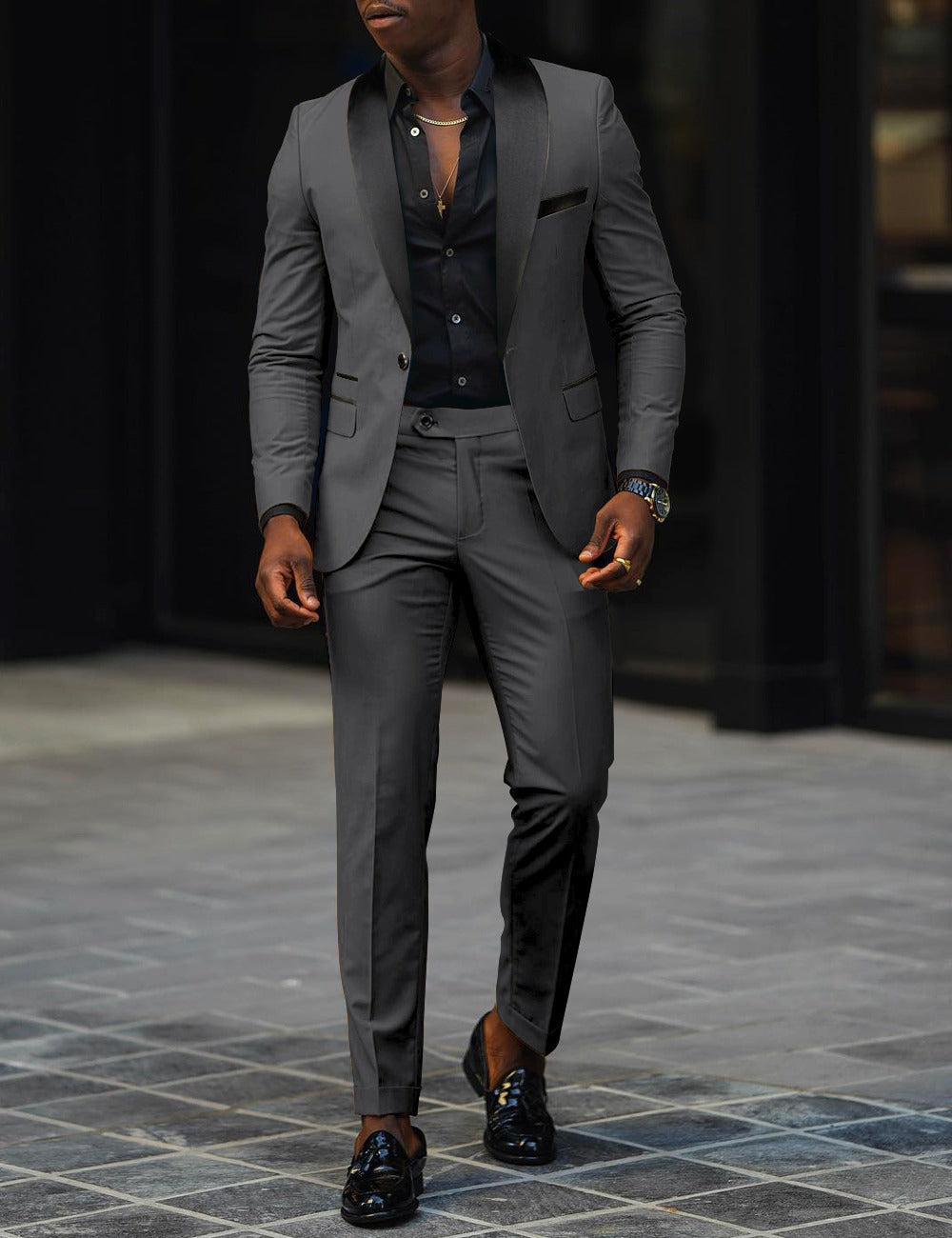 Herren nan schmal geschnittener Smokinganzug mit Satinrevers und Slim-Fit-Hose Echo Archiv