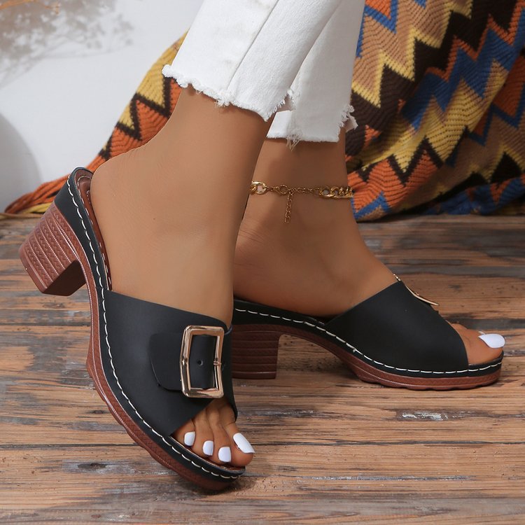Damen Offene Slip-On Mules mit mittelhohem Blockabsatz und großer Zierschnalle Echo Archiv