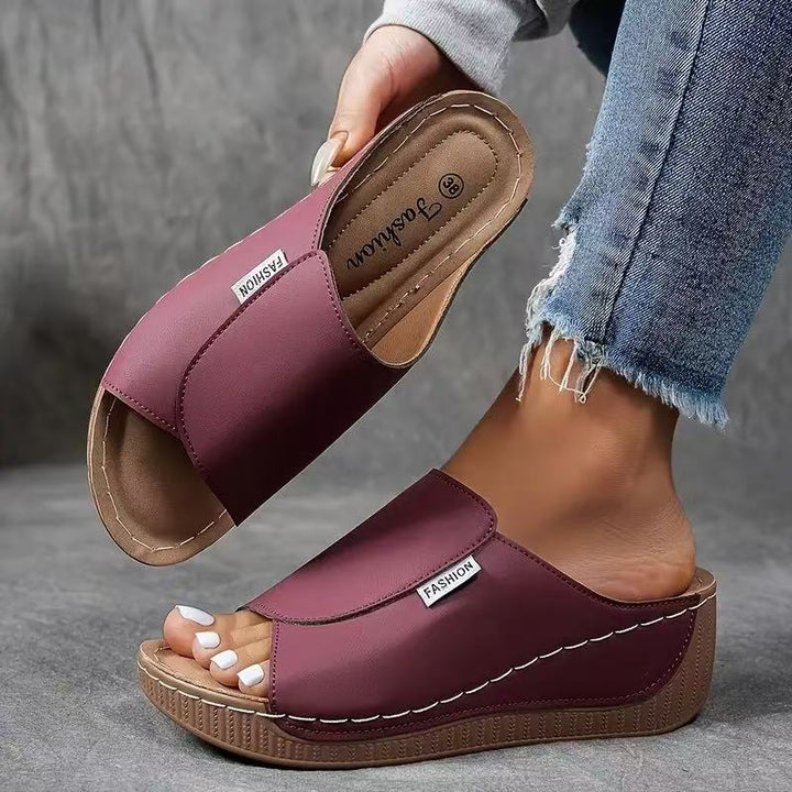 Damen nan anatomisch geformte Schlupf-Sandale mit ergonomischer Keilsohle und genähter Randnaht Echo Archiv
