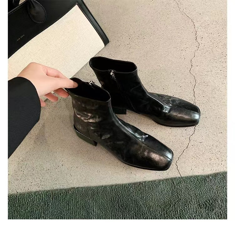Damen knöchelhohe Glattleder-Stiefelette mit mittlerem Blockabsatz und seitlichem Reißverschluss Echo Archiv