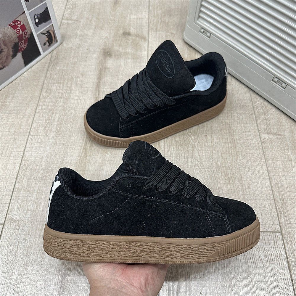 Damen Lifestyle Sneakers mit dicker Gummisohle und weichem Wildleder-Obermaterial Echo Archiv