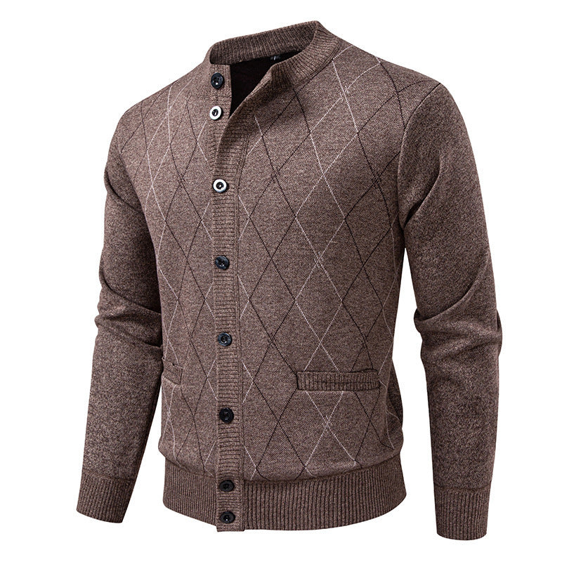 Herren Strickjacke mit modernen Rautenmustern und praktischen Taschen Echoarchiv