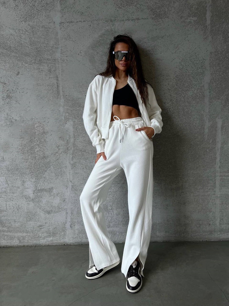 Damen weiches Velours-Zweiteiler mit kurzem Reißverschluss-Bomber und High-Waist-Hose mit Bein-Schlitz – Avenza