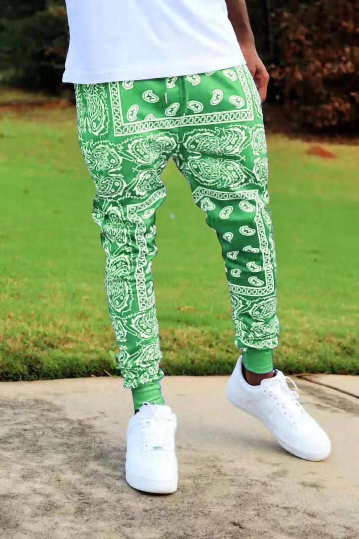 Herren Cargo-Jogginghose im extravaganten Paisley-Muster Echoarchiv