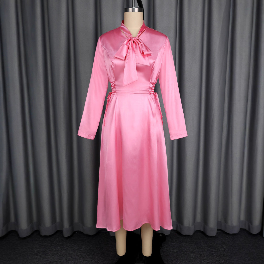 Damen Elegantes Midikleid mit Raffinierter Schleifenbindung – Élara