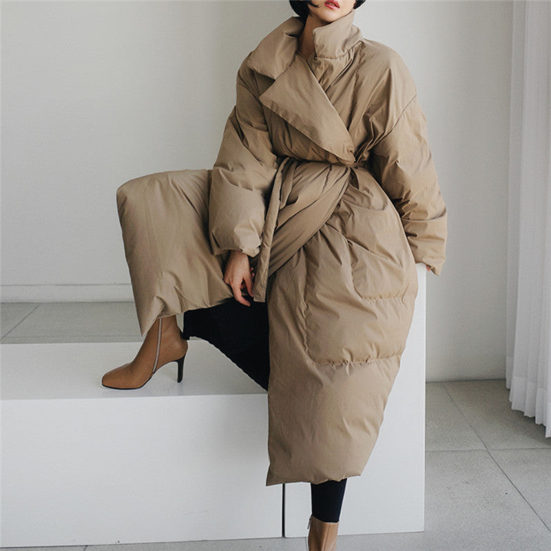 Damen Oversized Steppmantel Maxi mit hohem Stehkragen, Bindegürtel und winddichter Füllung Echoarchiv