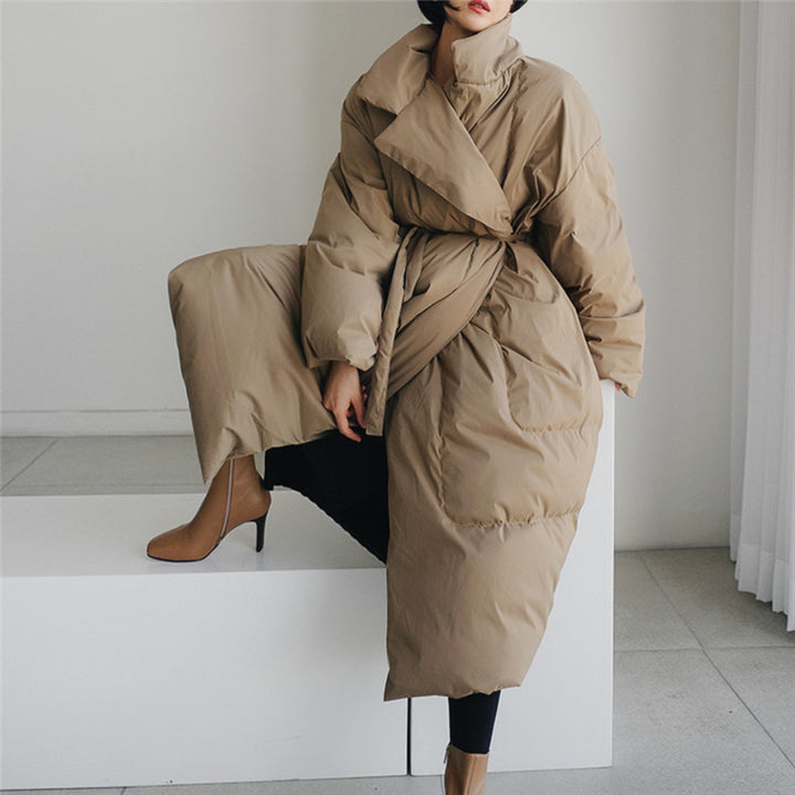 Damen Oversized Steppmantel Maxi mit hohem Stehkragen, Bindegürtel und winddichter Füllung Echoarchiv
