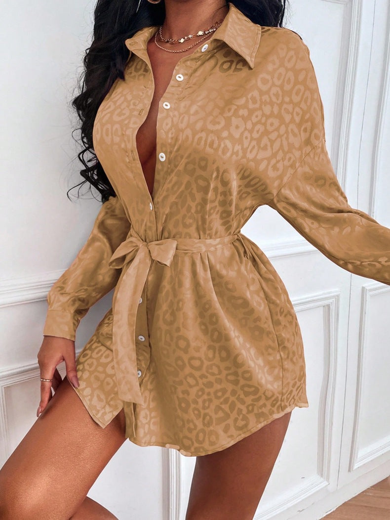 Damen Hemdblusenkleid mit taillierbarem Bindegurt und elegantem Muster Echo Archiv