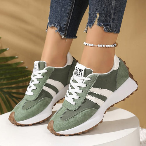Damen Plateau-Laufsneaker mit Wildlederoptik und Leo-Akzenten Echo Archiv