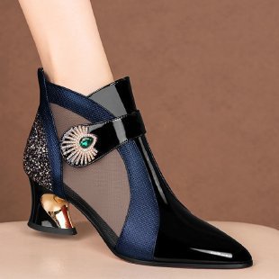 Damen Elegante Ankle Boots mit transparenten Einsätzen und Glitzer-Detail – Varelle