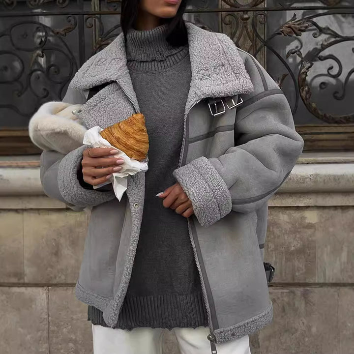 Damen Weit geschnittene Lammfellimitat-Fliegerjacke mit Kunstfellfutter Echoarchiv