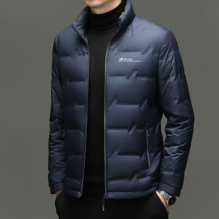 Herren Daunenjacke mit hohem Kragen und leichtem Futter Echoarchiv