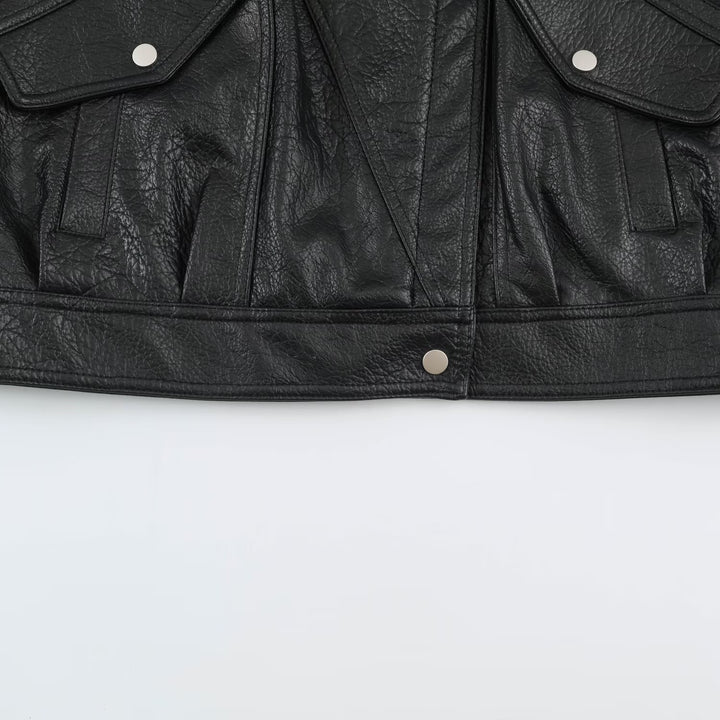 Damen Oversized Kunstleder-Capejacke mit hohem Stehkragen und Pattentaschen Echoarchiv