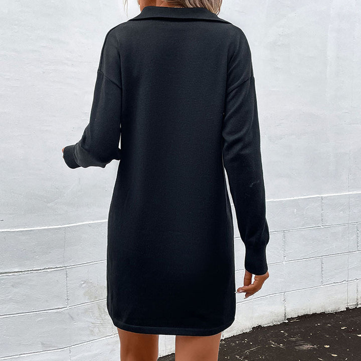 Damen Strickkleid mit Halbzipperkragen und legerer Tunika-Silhouette Echoarchiv