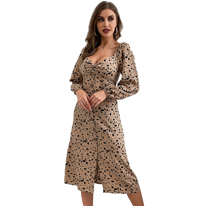 Damen Midikleid mit Herz-Ausschnitt, Puffärmeln und durchgehender Knopfleiste Echoarchiv