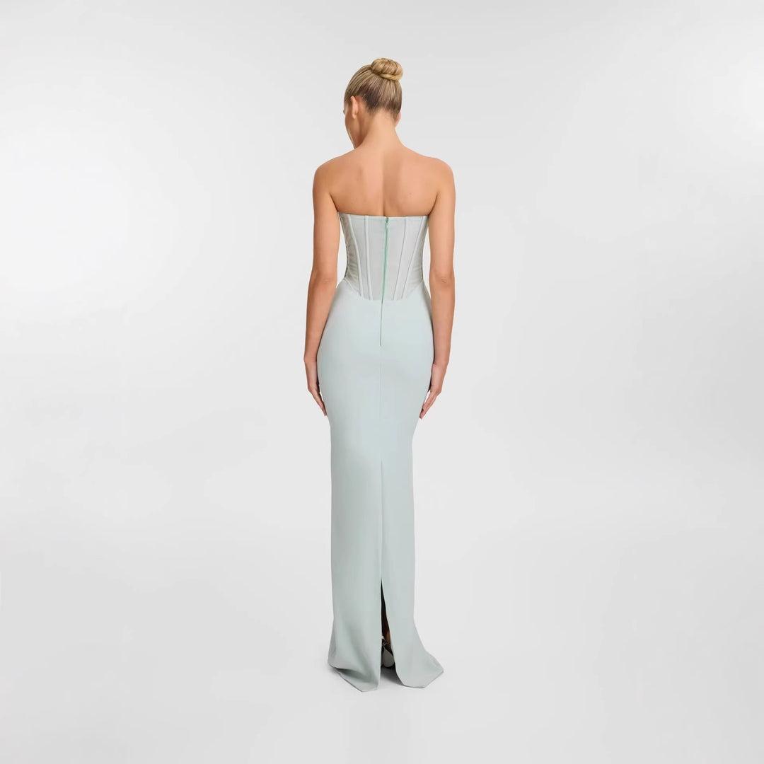 Damen Körpernahes Maxikleid mit eleganter Drapierung und innovativem Rückendesign Echo Archiv