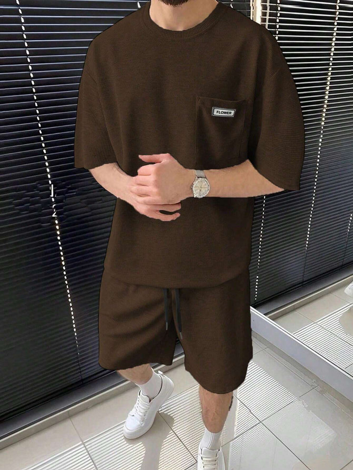 Herren lässiges Kurzarm-T-Shirt und Shorts Set mit strukturierter Oberfläche Echoarchiv