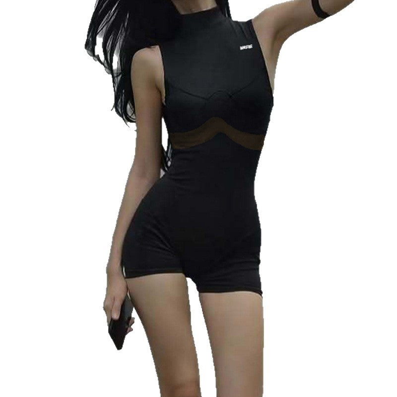 Damen Sportlicher Body mit hohem Kragen und innovativen Kompressionsdetails Echo Archiv