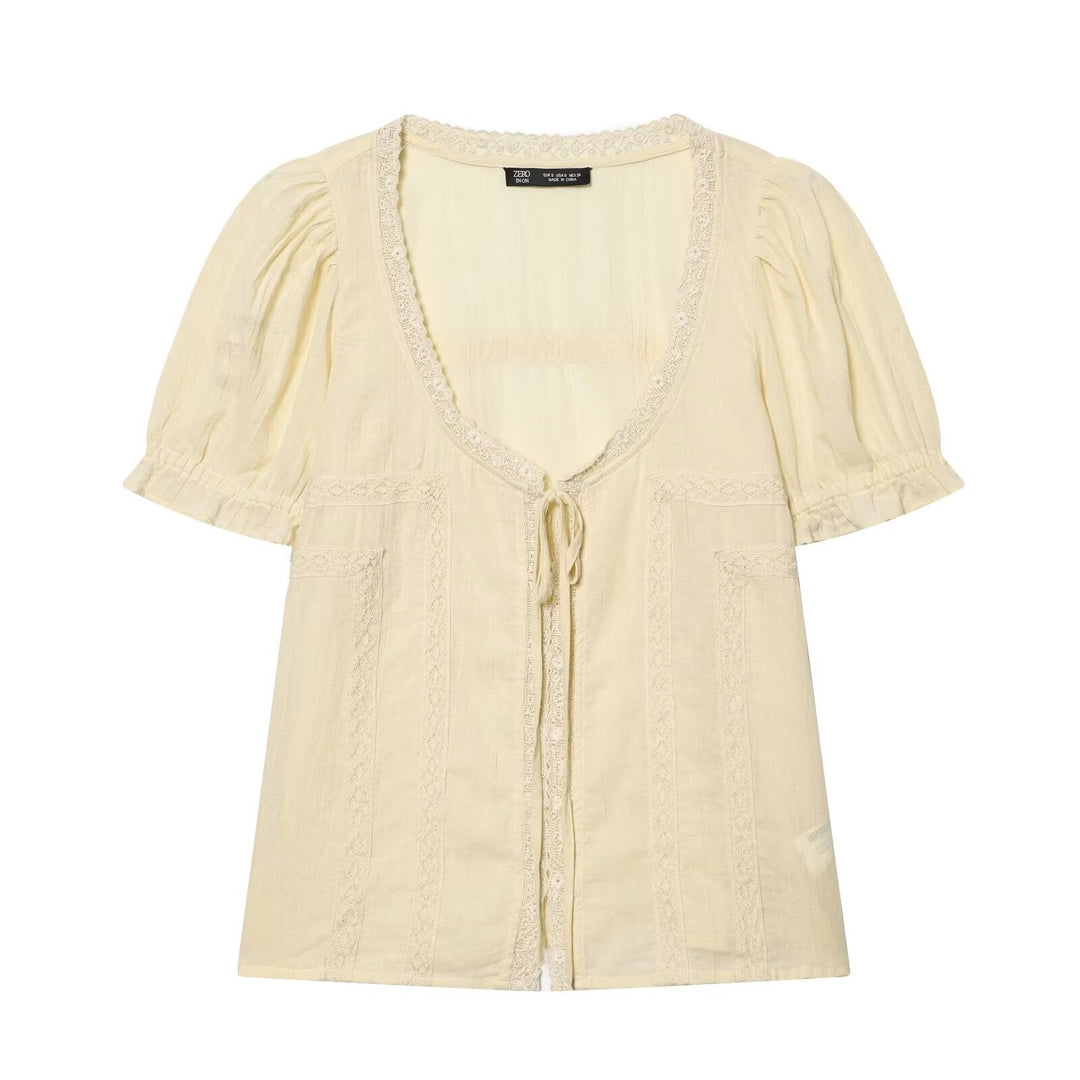 Damen luftige Bluse mit Rüschendetails und dekorativen Knöpfen Echo Archiv