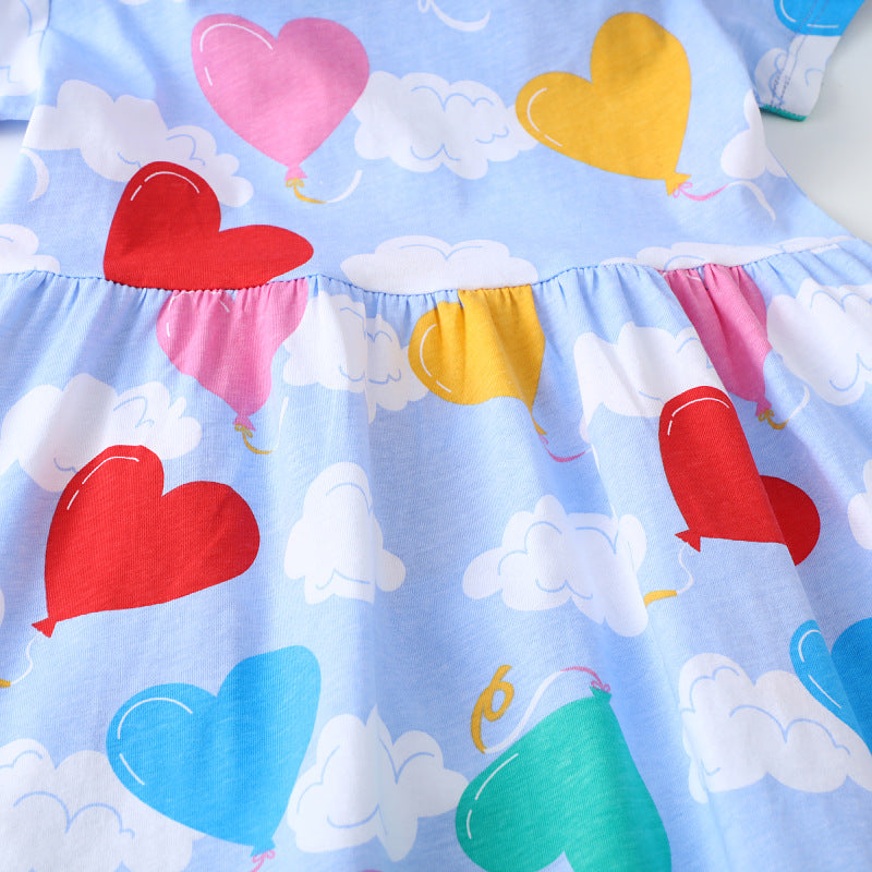 Mädchen Freizeitkleid mit fröhlichem Herz- und Ballonmotiv Echo Archiv
