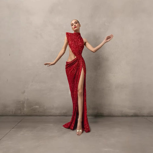 Damen glamouröses Abendkleid mit asymmetrischem Schnitt und glitzerndem Stoff Echo Archiv