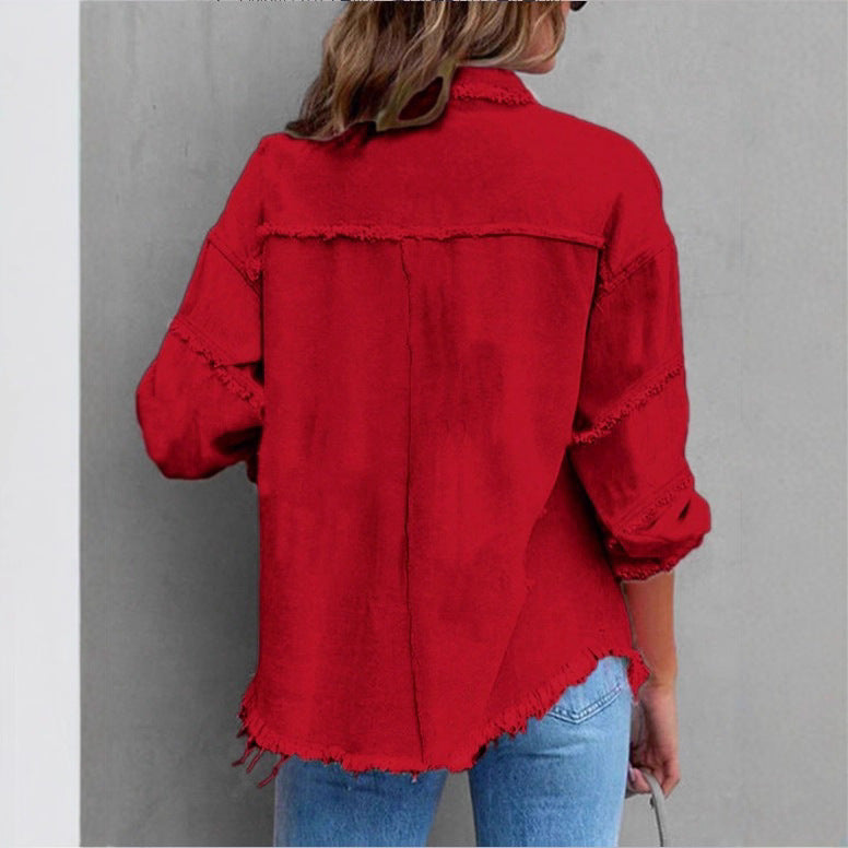 Damen Oversize-Jeanshemdjacke mit Fransenabschluss, Pattentaschen und Druckknopf-Front Echo Archiv