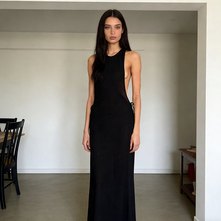 Damen Elegantes Maxikleid mit zurückhaltendem Halterdesign und Seitendetails Echo Archiv