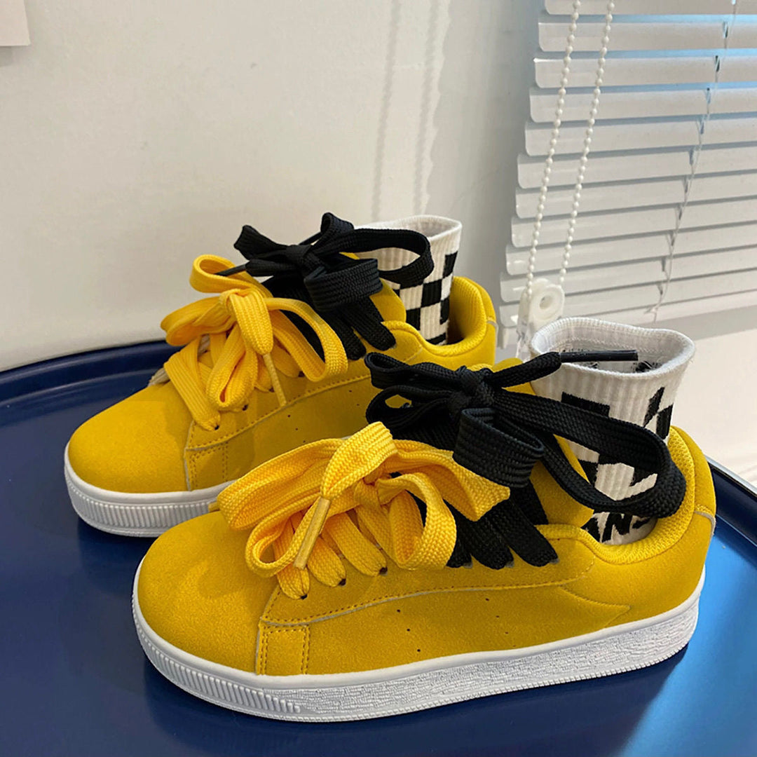 Damen Sportliche Sneakers mit Knotenschnürung und flexiblem Obermaterial Echo Archiv