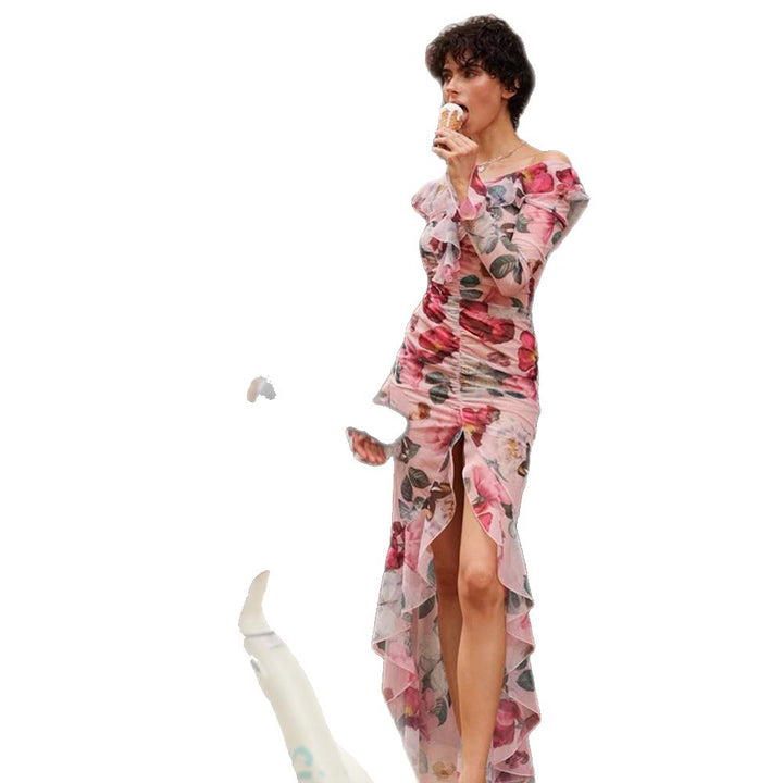 Damen Florales Chiffon-Maxikleid mit asymmetrischer Rüschen‑Schulter, geraffter Korsage & hohem Frontschlitz Echoarchiv