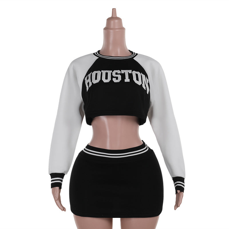 Damen Zweiteiliges Sportives Crop-Sweatshirt- und Minirock-Set mit Raglanärmeln und geripptem Taillenbund – Élanora