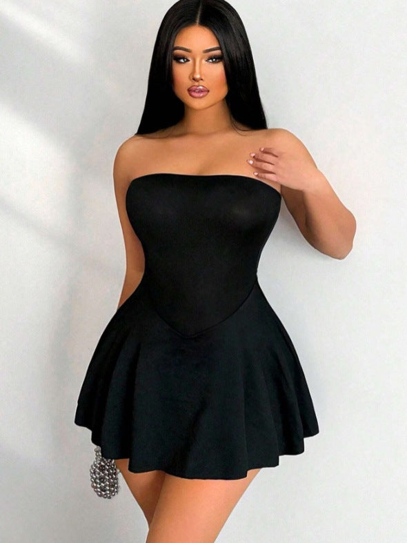Damen Mini-Kleid mit schulterfreier Silhouette Echo Archiv