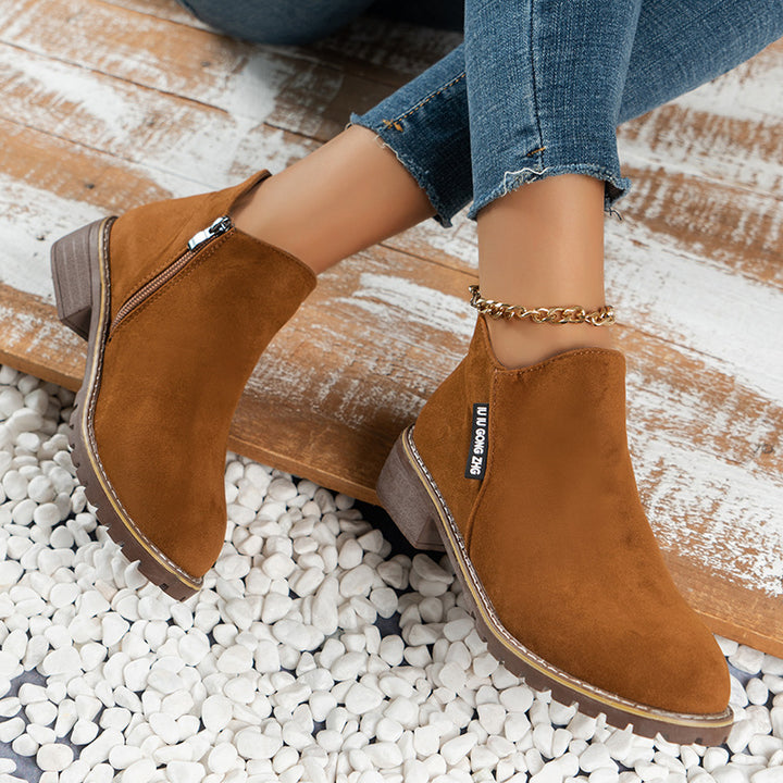 Damen nan elegante Chelsea-Ankleboot aus Veloursoptik mit seitlichem Reißverschluss und profilstarker Laufsohle Echo Archiv
