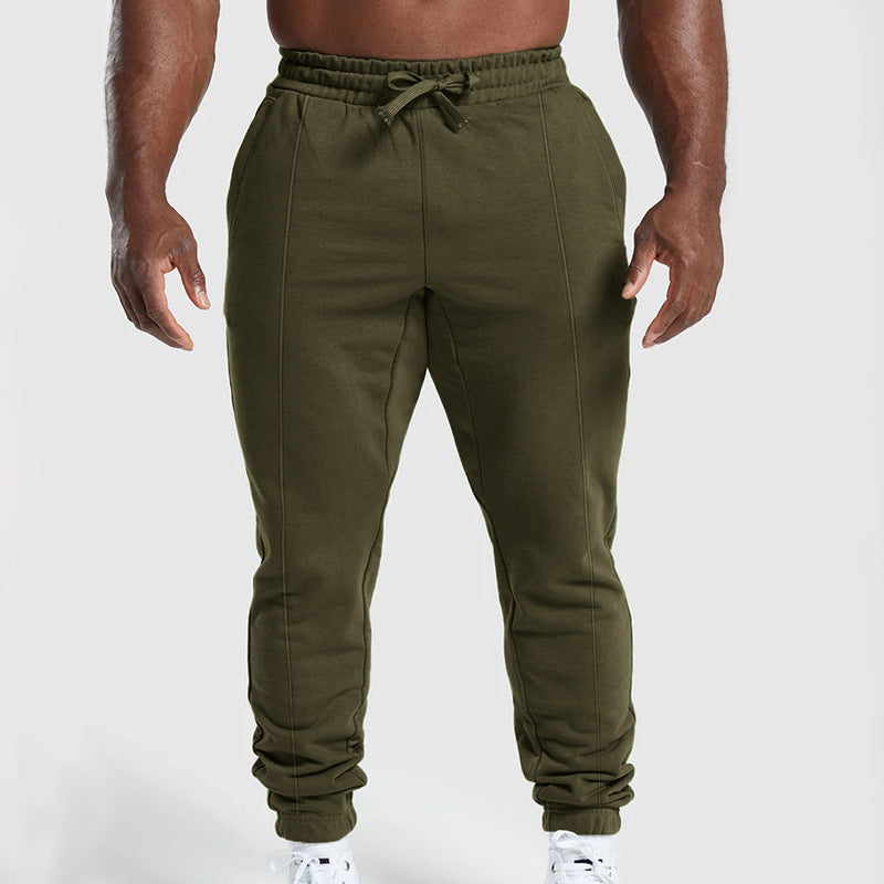 Herren sportliche Jogginghose mit elastischem Bund und seitlichen Taschen Echoarchiv