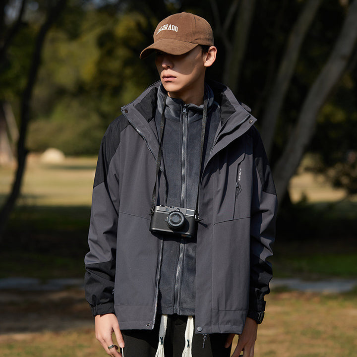 Damen zweilagige wasserabweisende Outdoorjacke mit Kapuze, Taillenregulierung und Kontrastbesätzen Echoarchiv