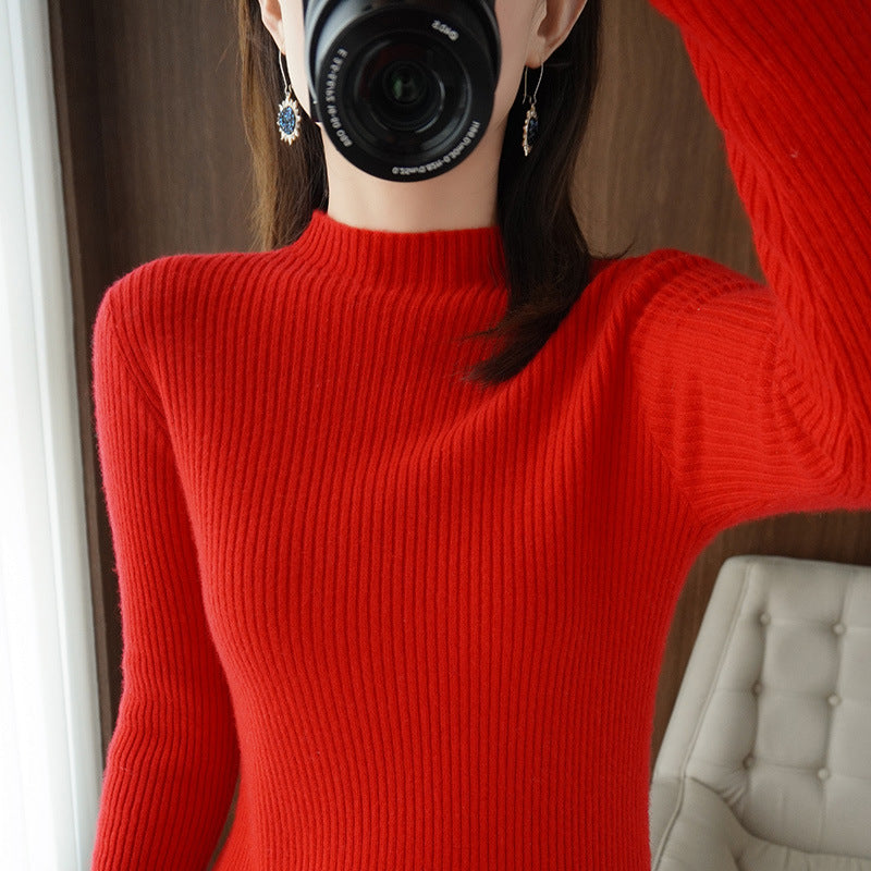 Damen Luxus-Feinstrickpullover mit schmaler Rippenstruktur und kurzem Stehkragen Echoarchiv