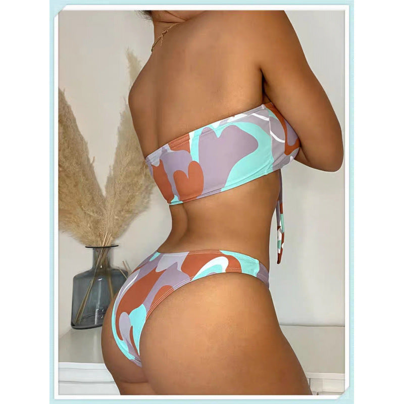 Damen Bikini-Set mit elegantem Wickelrock und modischem Muster Echo Archiv