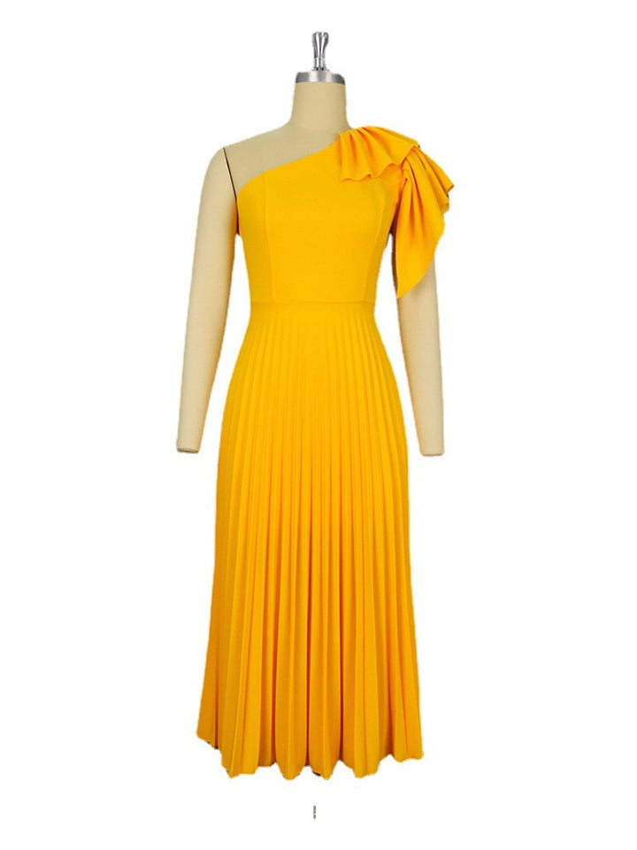 Damen Plissee Maxikleid mit asymmetrischem Träger und Rüschendetail Echo Archiv