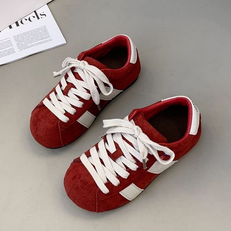 Damen Komfortable Sneaker aus hochwertigem Wildleder mit klassischem Design Echo Archiv