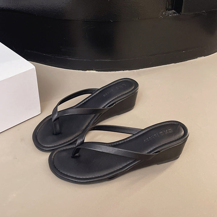 Damen eleganter Wedgesandalen mit schimmerndem Design Echoarchiv