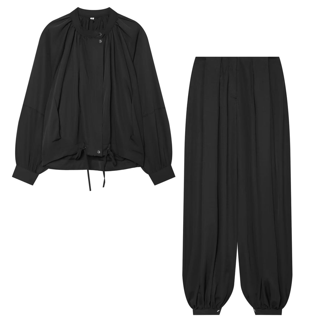 Damen Leichte Blousonjacke mit Rundhals, geraffter Passe und Tunnelzug Echo Archiv