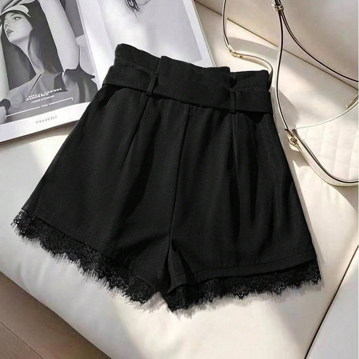 Damen Modische Shorts mit Spitzenbesatz Echo Archiv