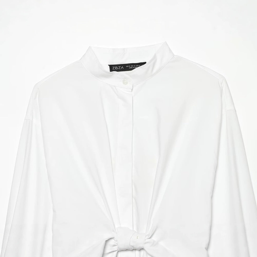 Damen Taillierte Cropped-Bluse mit Stehkragen, Schnürung und langen Manschetten Echo Archiv
