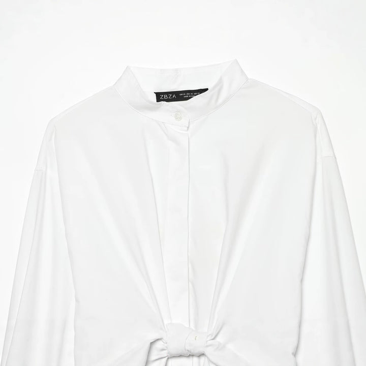 Damen Taillierte Cropped-Bluse mit Stehkragen, Schnürung und langen Manschetten Echo Archiv