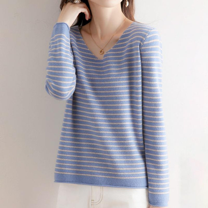 Damen Zarter Streifen-V‑Ausschnittpullover aus feinem Rippstrick mit weichem Fall Echoarchiv